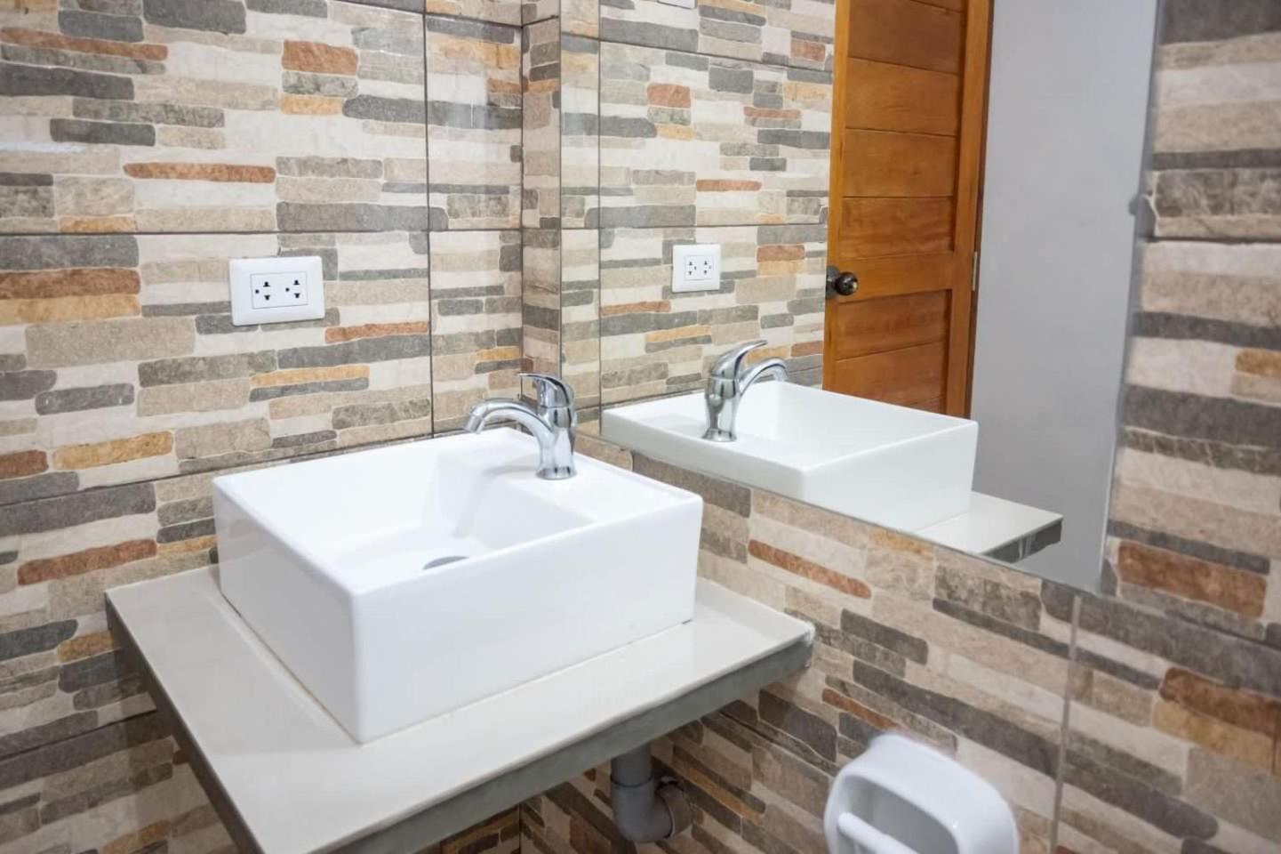 Tambo Lodge Канта Екстериор снимка